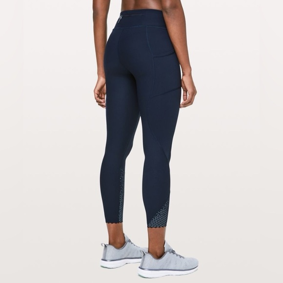 Lululemon Athletica Tight Stuff High-Rise Tight 24" Blue Women’s Leggings Size 4 - Picture 2 of 8